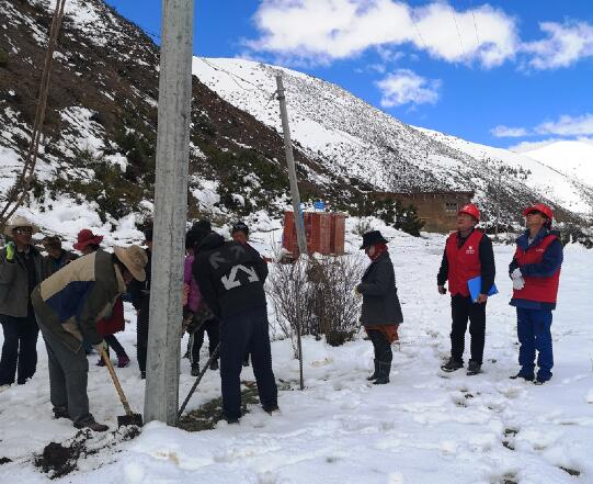 國網(wǎng)南充供電公司援藏幫扶小組：突遭特大暴風雪，全力組織搶險應對