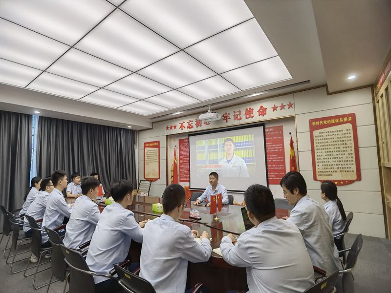 國家能源集團(tuán)福建晉江熱電公司團(tuán)委召開“發(fā)揚(yáng)五四之魂，接力青春之火”主題團(tuán)日