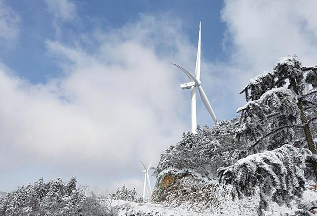 三大技術(shù)加持 株洲造風(fēng)電葉片無懼冰雪